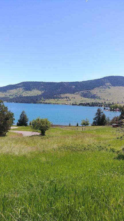 Inn Duck Lake